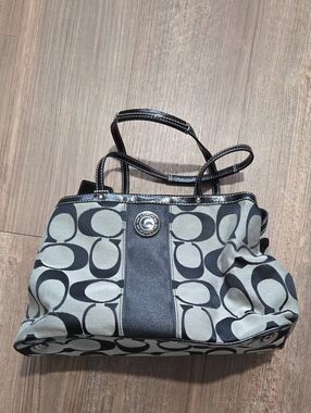 Coach Vintage Y2K Signature Canvas Tote in Gray & Black